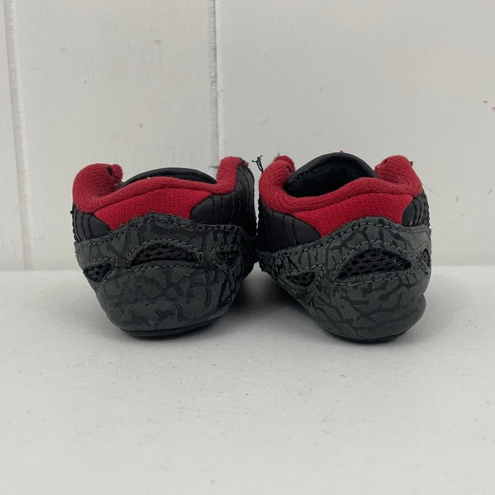 Air Jordan Retro XI 11 IE Low Bred 2003 306005-061 Toddler Size 2C